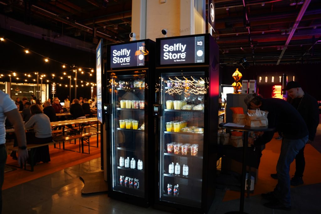 Smart vending machines at Slush