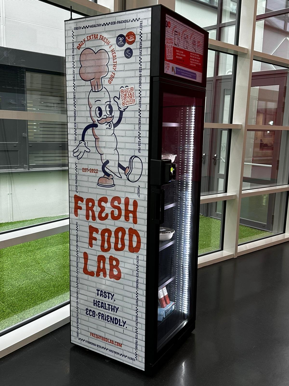 Smart vending fridge with branding and food